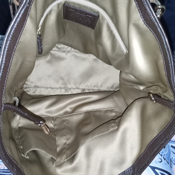 Coach purse - Picture 12 of 13